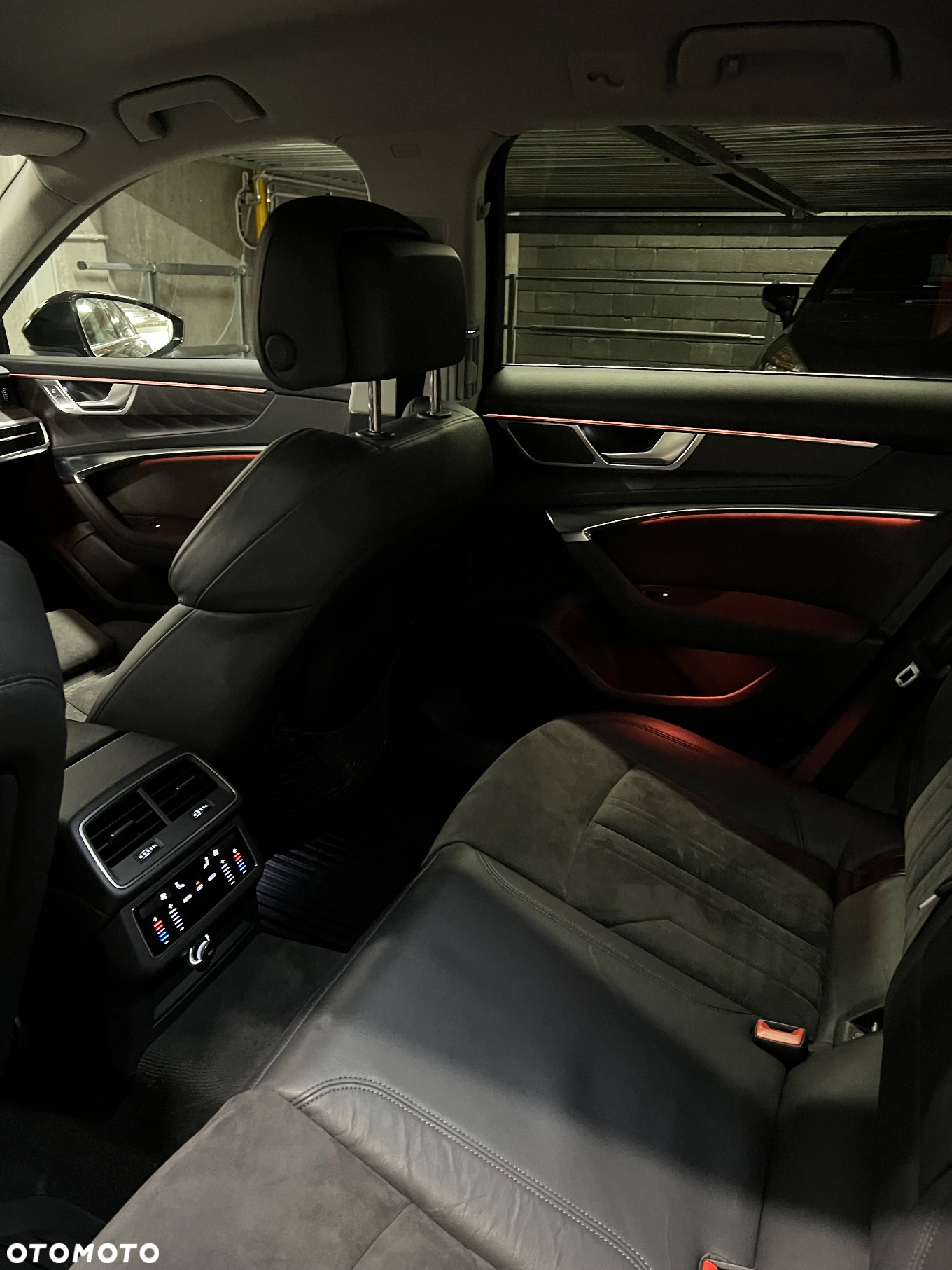 Audi A6 Avant 2.0 TDI ultra S tronic - 34