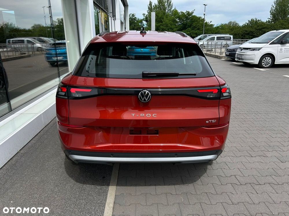 Volkswagen T-Roc - 12