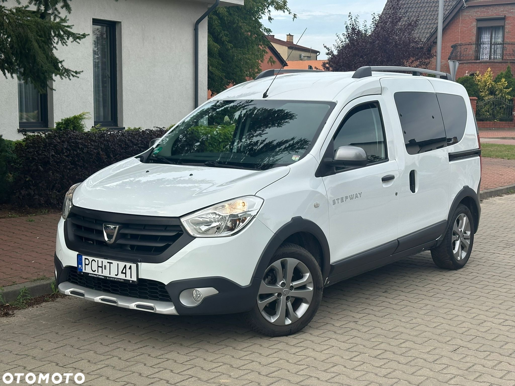 Dacia Dokker TCe 115 Stepway - 2