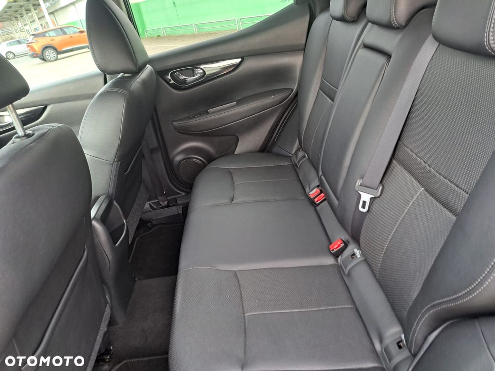 Nissan Qashqai 1.2 DIG-T Tekna+ - 16