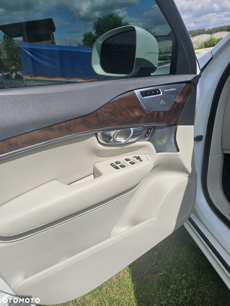 Volvo XC 90 T6 AWD Momentum 7os - 15