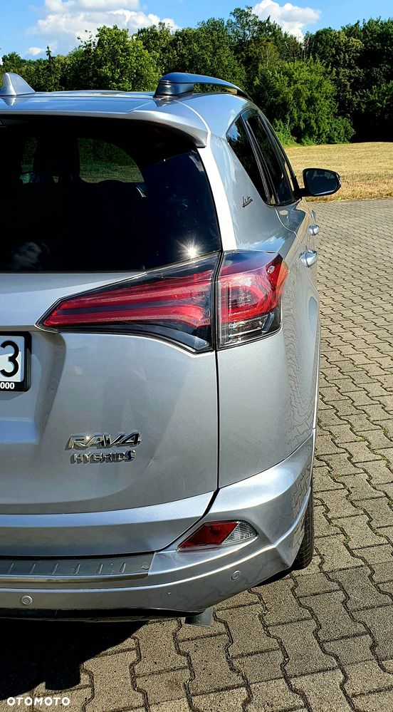 Toyota RAV4 Hybrid Selection 4x2 - 11