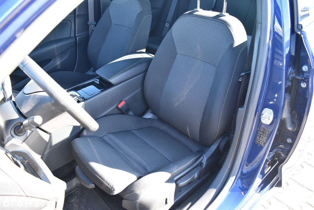 Opel Insignia 2.0 CDTI Elegance S&S - 11