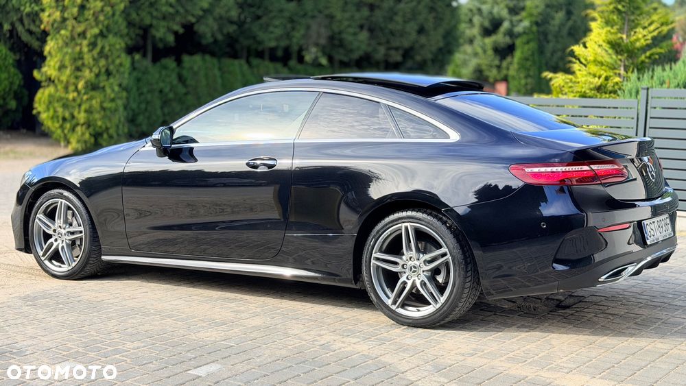 Mercedes-Benz Klasa E 220 d 4Matic 9G-TRONIC AMG Line - 7