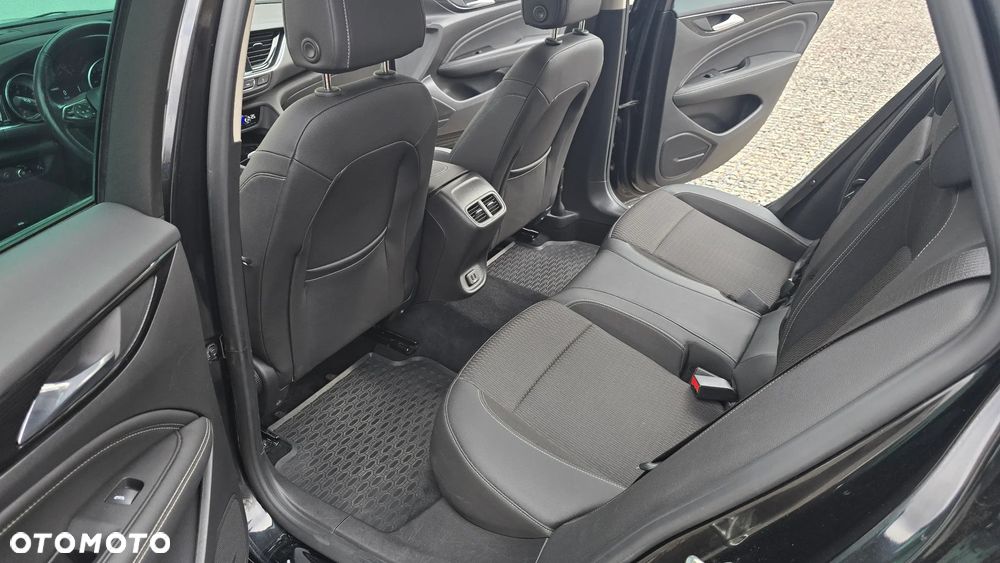 Opel Insignia 1.5 DI Turbo Exclusive - 23