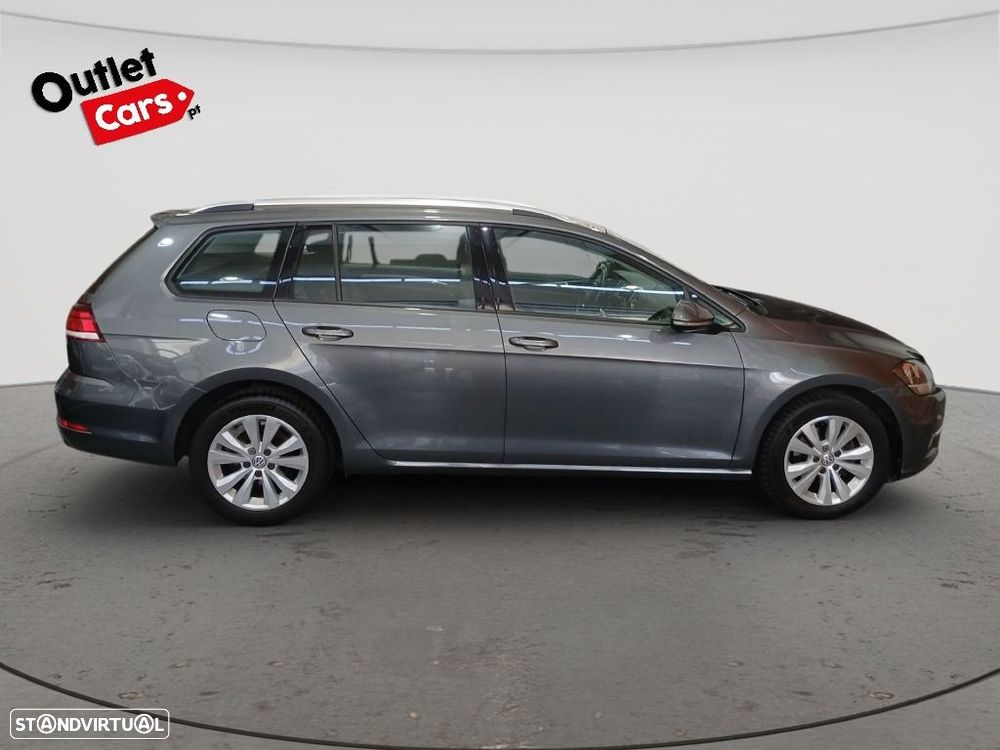 VW Golf Variant 1.6 TDi Confortline - 9