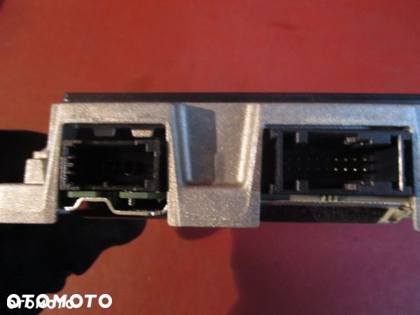 AUDI A1 8X 10R. 1.4 TSI WZMACNIACZ BOSE 8X0035223 - 5