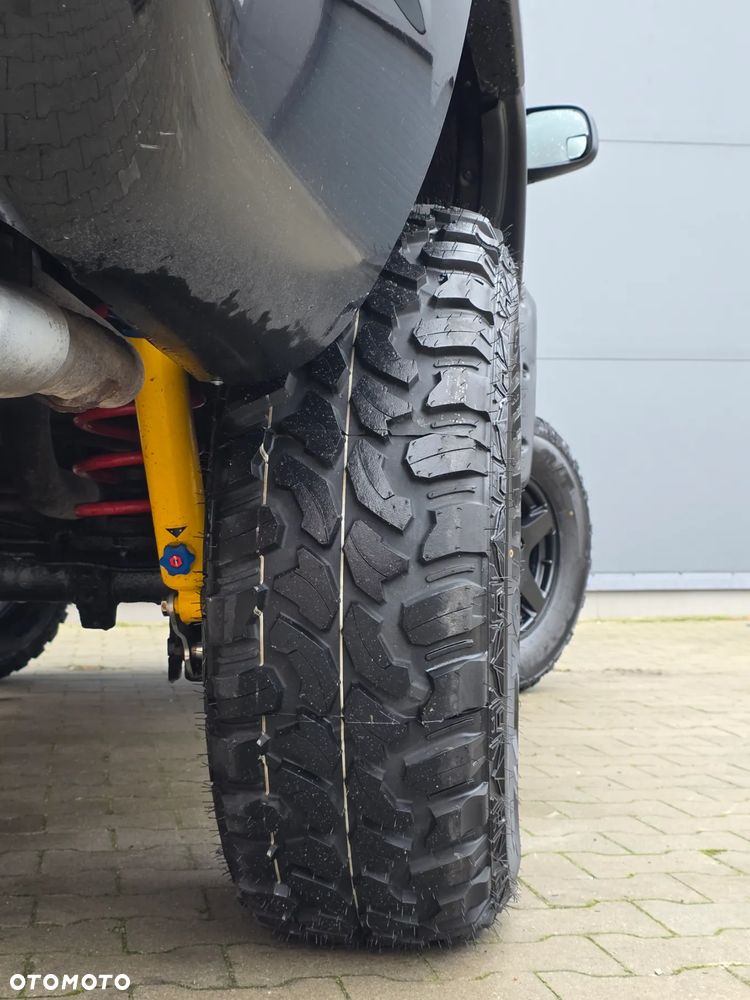 Jeep Grand Cherokee - 26