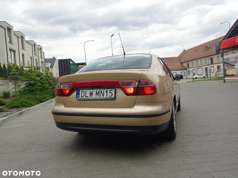 Seat Toledo 1.6 16V Stella - 4