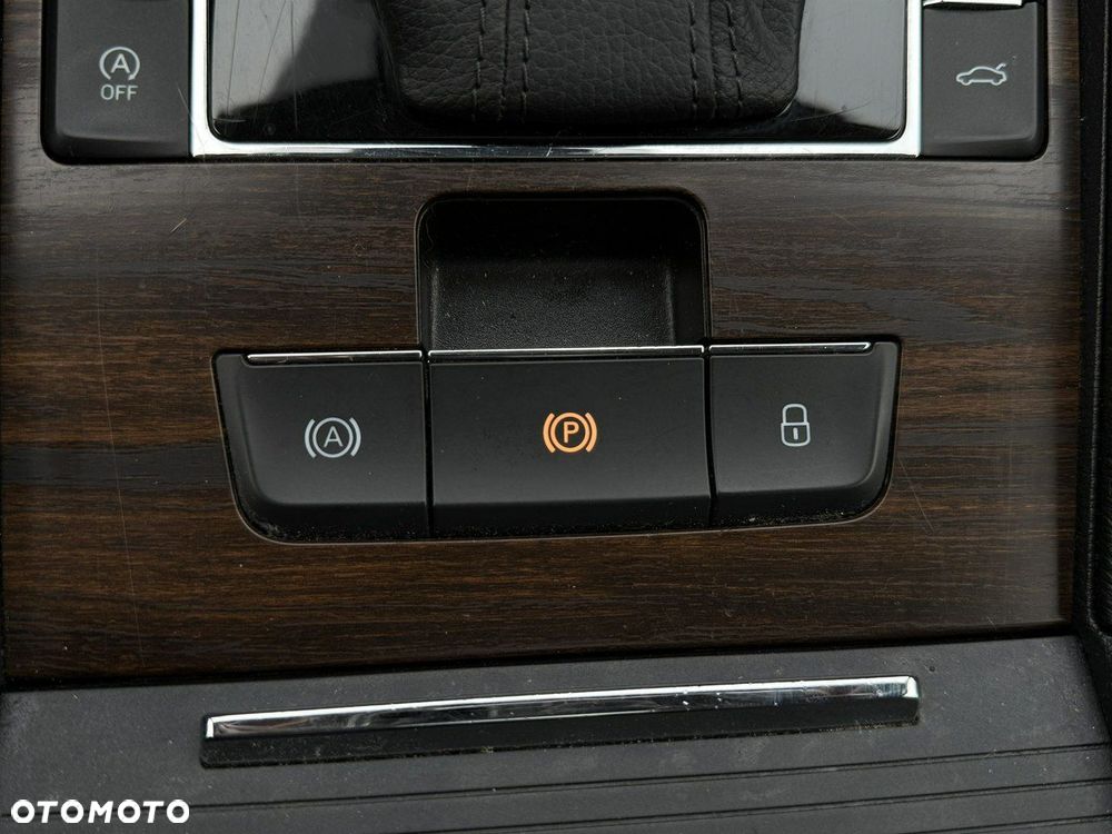 Skoda Superb 2.0 TDI SCR 4x4 Scout DSG - 35