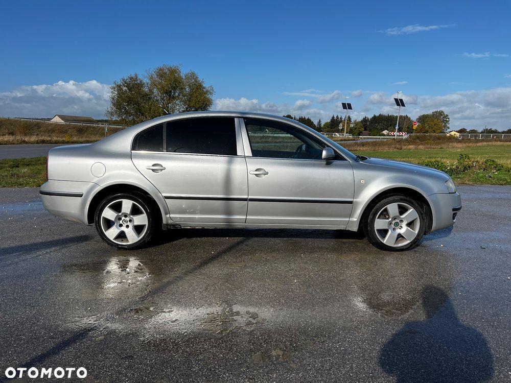 Skoda Superb 2.8 V6 Automatik Elegance - 7