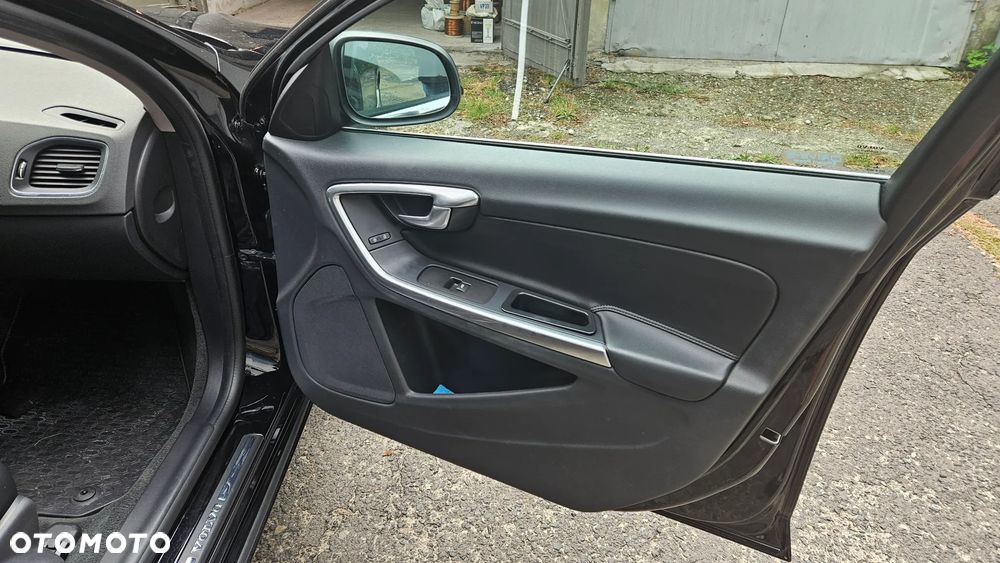 Volvo S60 T5 Geartronic Kinetic - 13