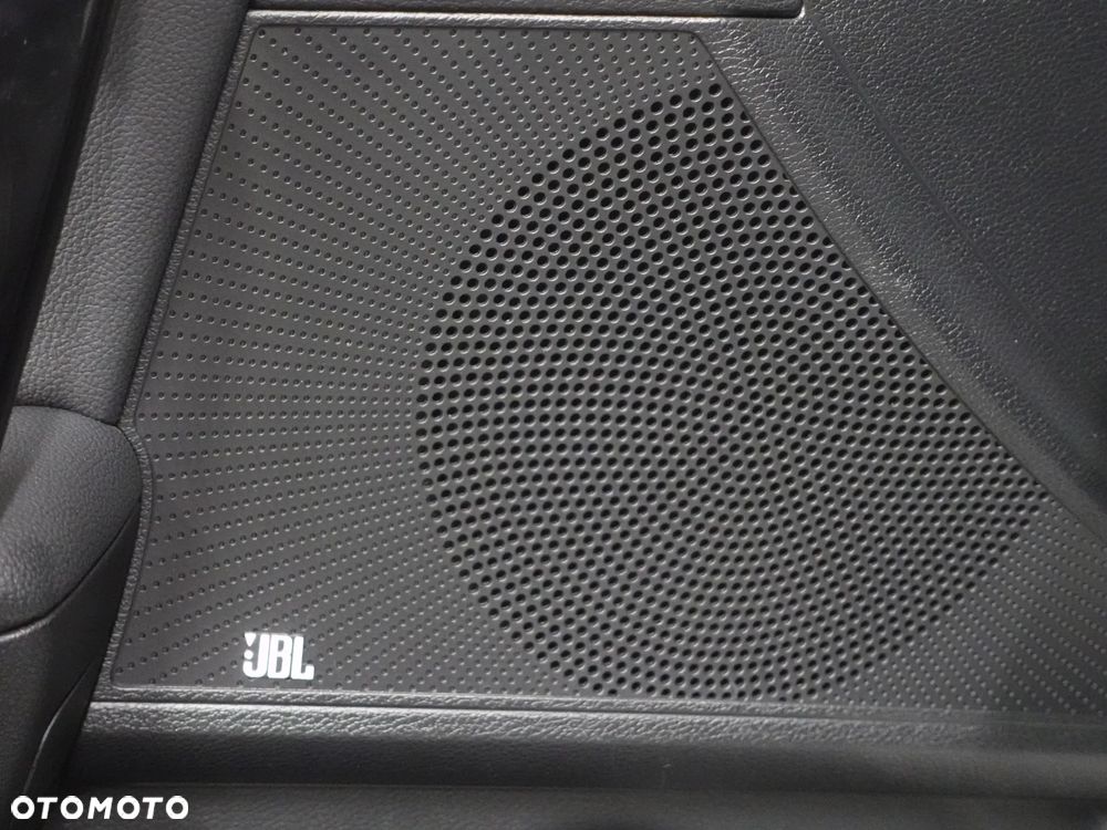 Kia Ceed 1.4 T-GDI OPF Platinum Edition - 19