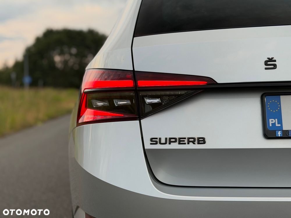 Skoda Superb 2.0 TDI SCR Sportline DSG - 14