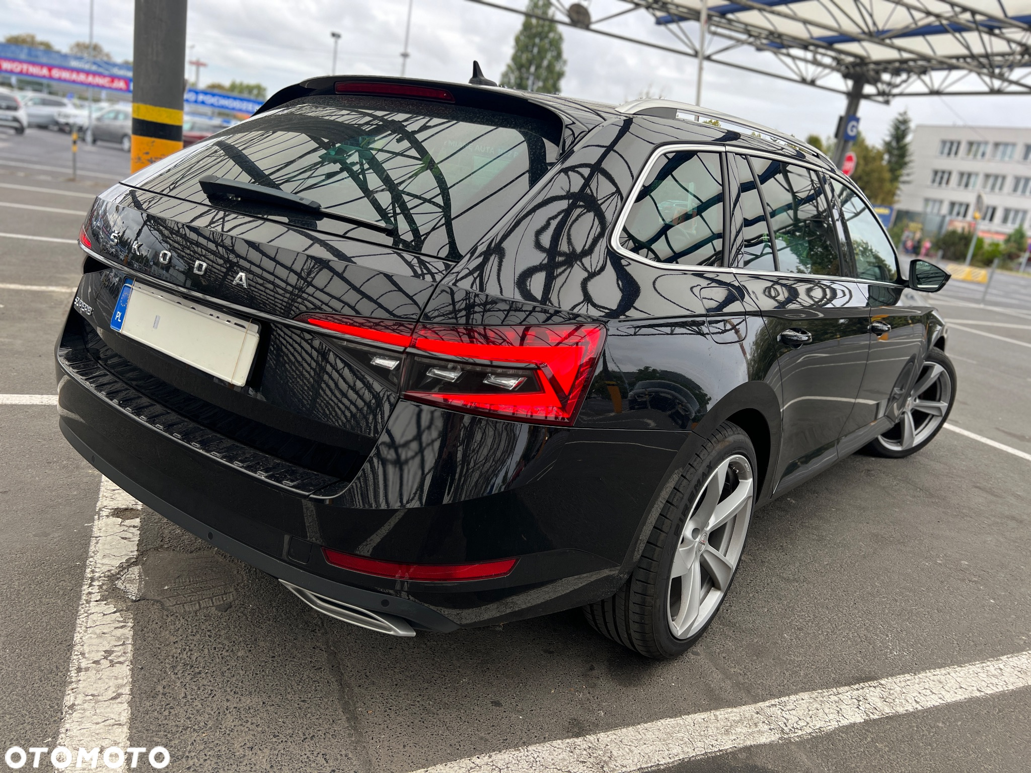 Skoda Superb 2.0 TDI SCR Style DSG - 10