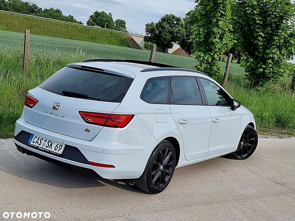 Seat Leon 2.0 TDI DPF DSG FR Black Matt Edition - 14