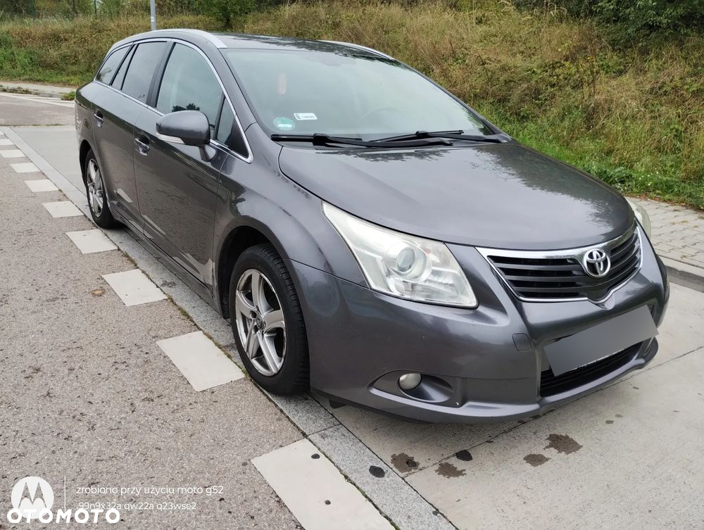 Toyota Avensis 2.0 D-4D Combi - 19