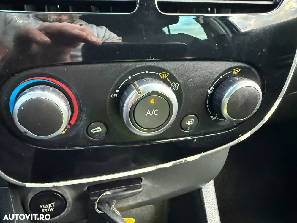 Renault Clio dCi 90 Dynamique - 21