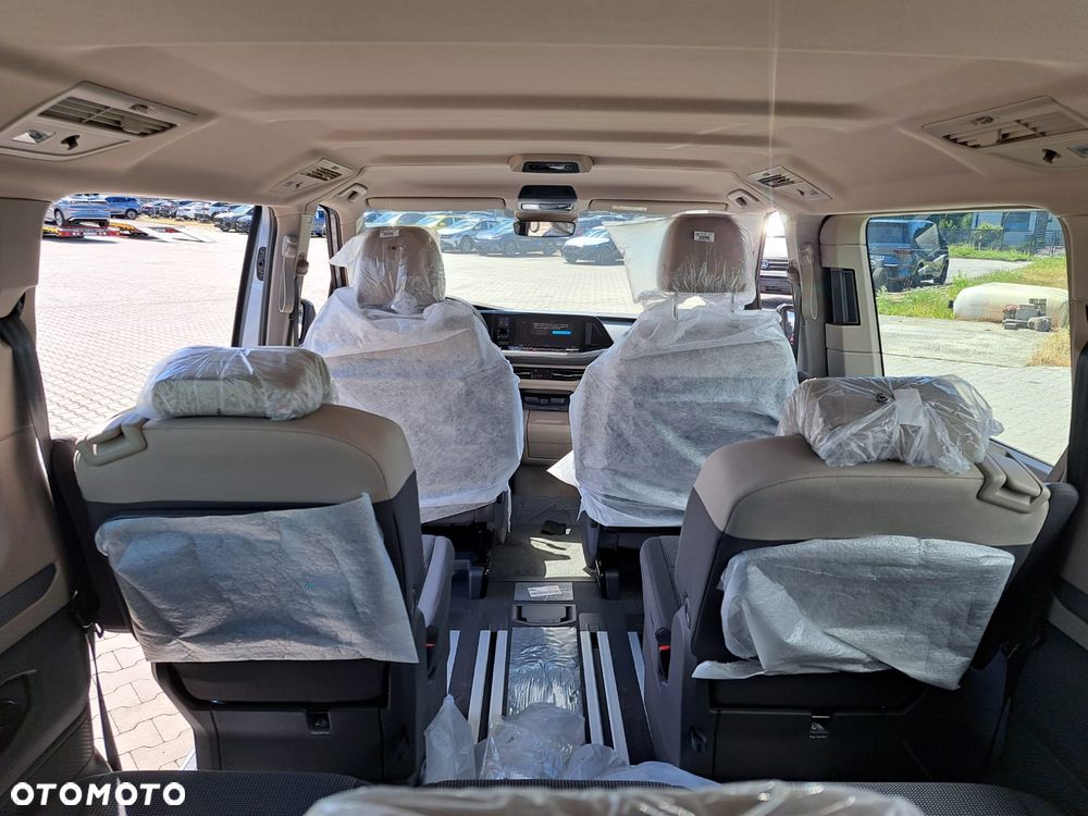 Volkswagen Multivan 2.0 TDI L2 Life DSG - 14