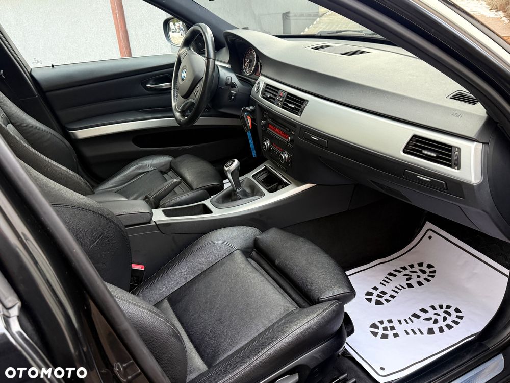 BMW Seria 3 320d xDrive - 8