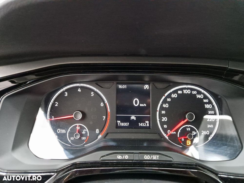 Volkswagen Polo 1.0 TSI Style - 2