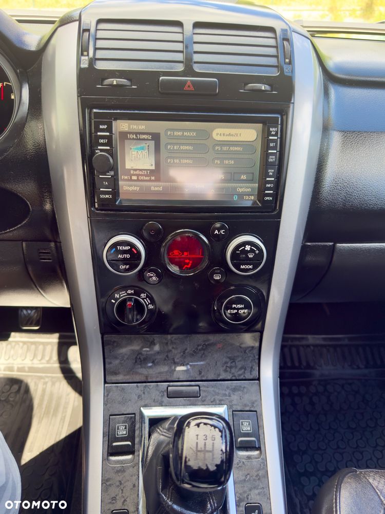 Suzuki Grand Vitara 1.9 DDiS De Luxe - 25