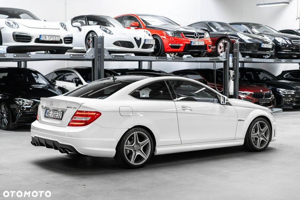 2013 Mercedes-Benz Klasa C, photograph 11