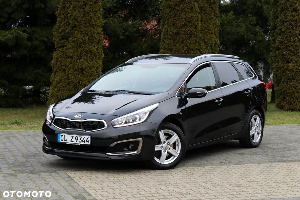Kia Ceed 1.6 GDI DCT Platinum Edition - 1