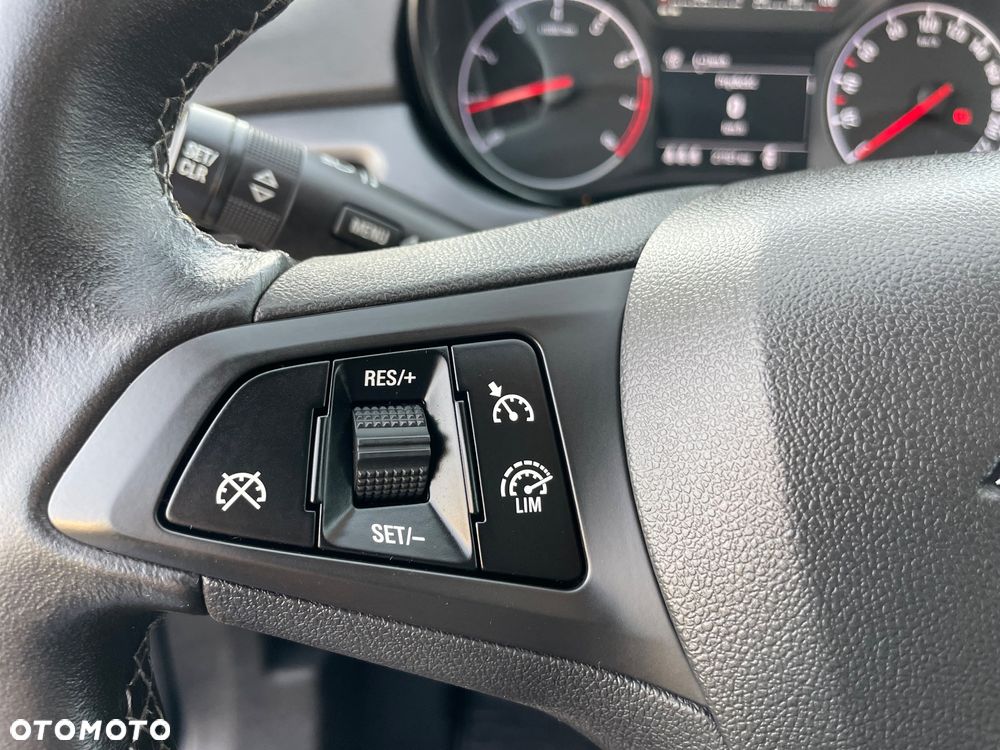 Opel Corsa 1.4 Enjoy - 33