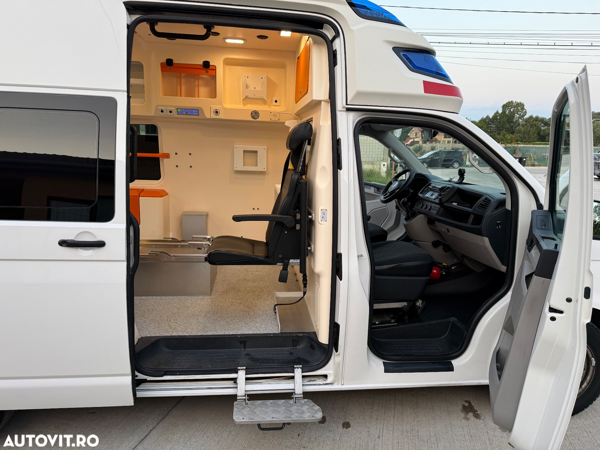 Volkswagen Transporter California T6.1 Coast Edition - 20