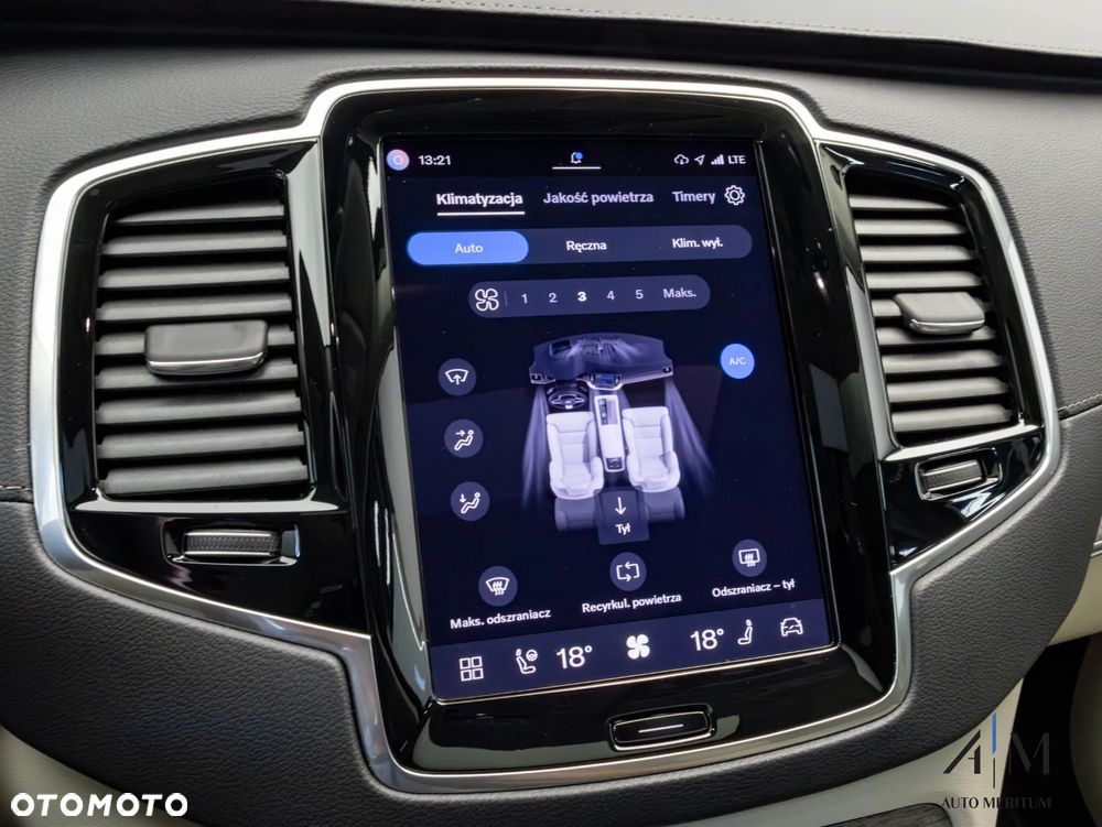 Volvo XC 90 B5 D AWD Ultimate Bright 7os - 32