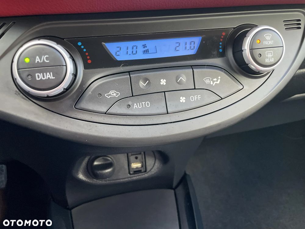 Toyota Yaris 1.5 Selection - 22