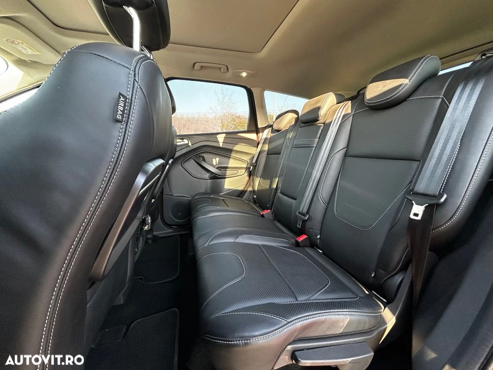 Ford Kuga 1.5 EcoBoost 4x4 Aut. Titanium - 8