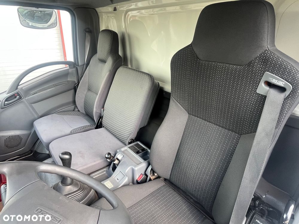 Isuzu AMP - 9