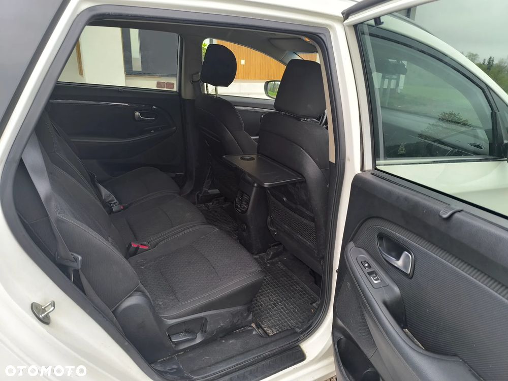 Kia Carens 1.6 GDI Business Line 7os EU6 - 21