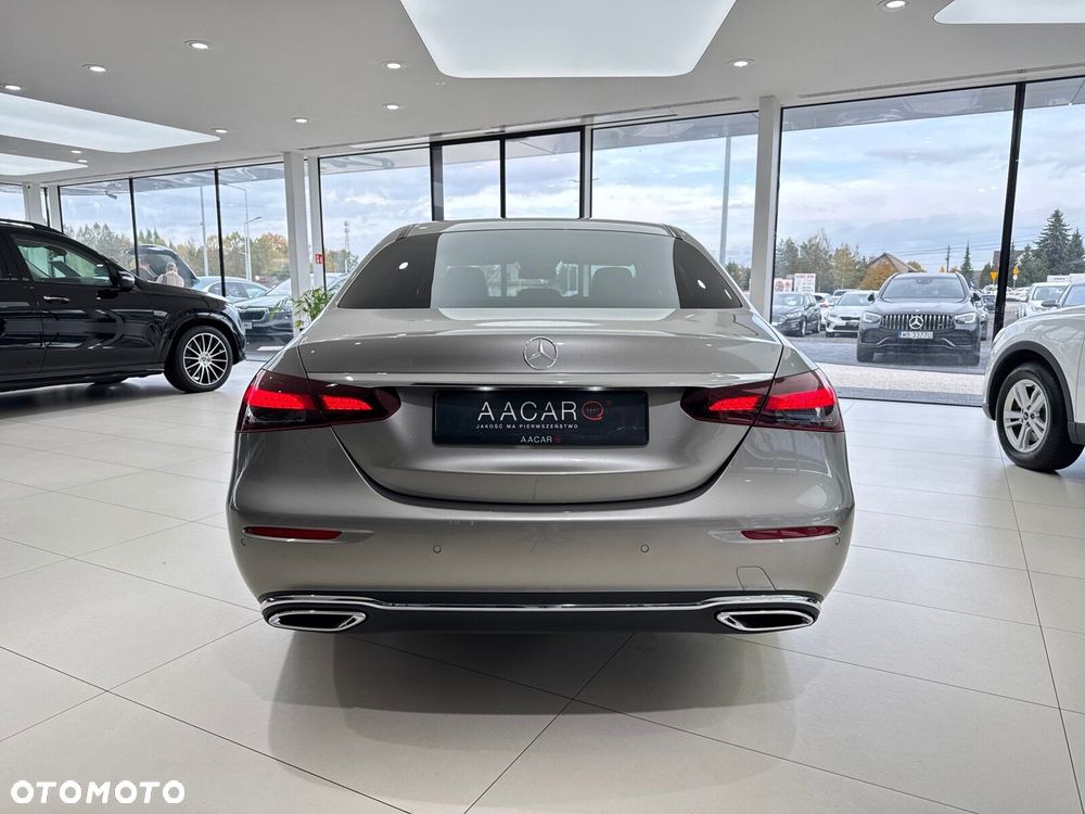 Mercedes-Benz Klasa E - 4