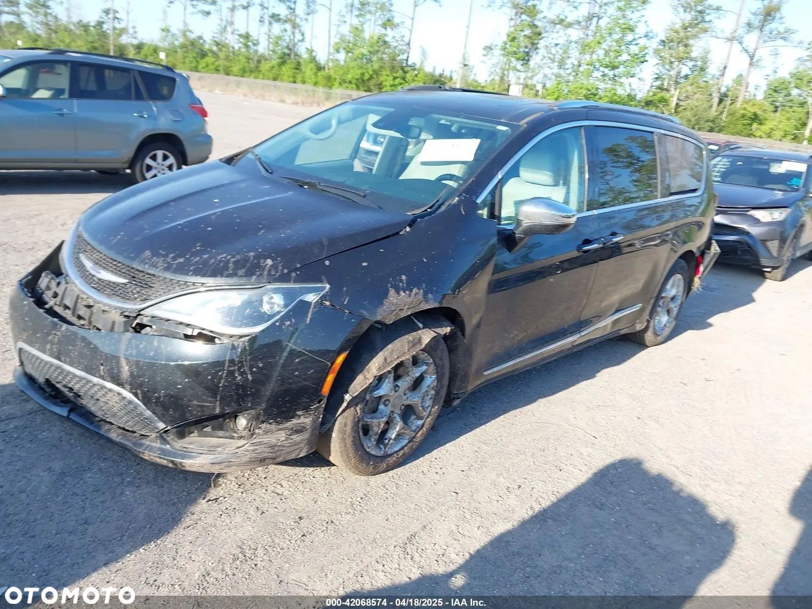 Chrysler Pacifica - 1