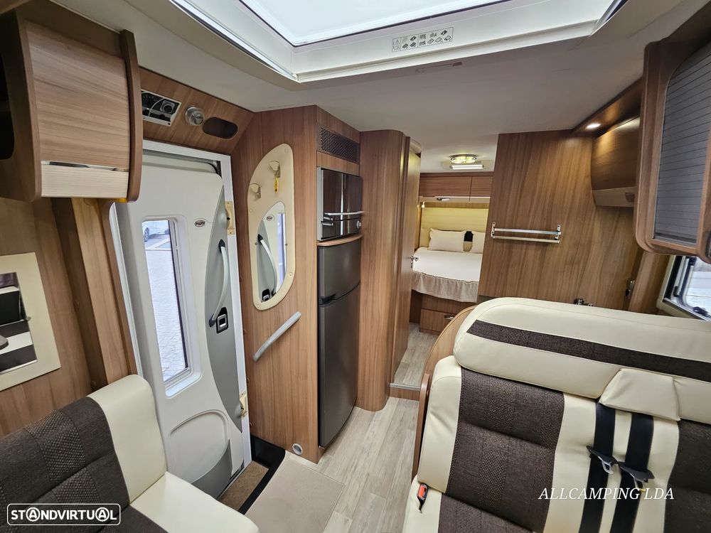 Pilote Aventura G740 CAMA CENTRAL/BASCULANTE - 18