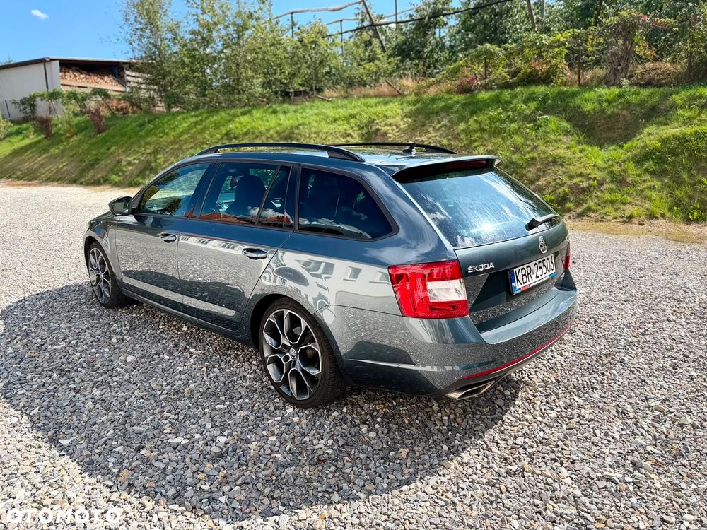 Skoda Octavia 2.0 TDI RS DSG - 3