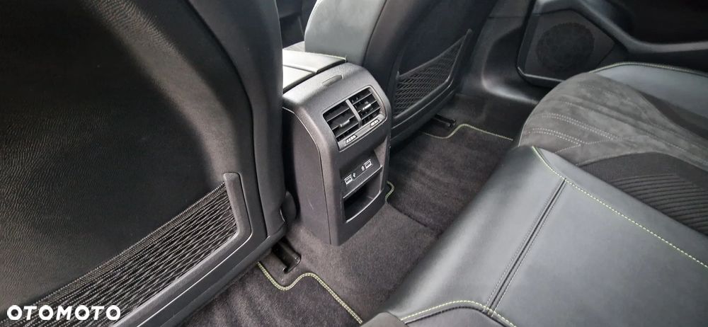 Peugeot 308 1.2 PureTech GPF GT Pack S&S EAT8 - 23