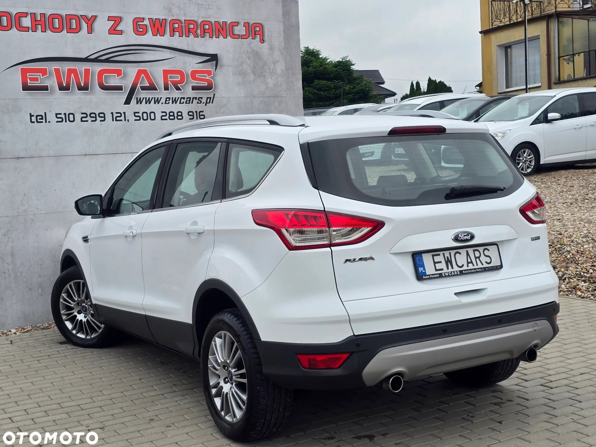 Ford Kuga 1.6 EcoBoost 2x4 Titanium - 32