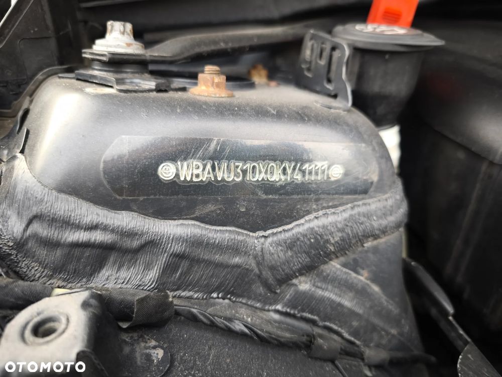 BMW Seria 3 320d Edition Sport - 26