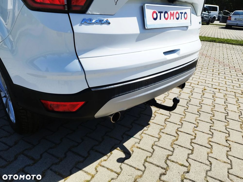 Ford Kuga 1.5 EcoBoost 2x4 Titanium - 19