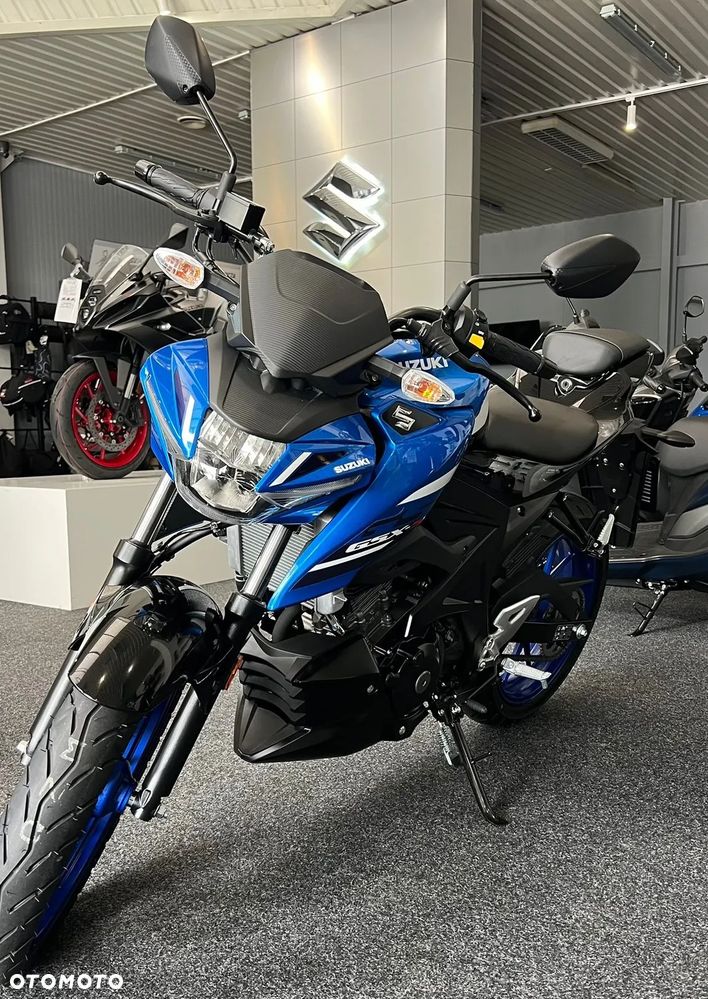 Suzuki GSX - 3