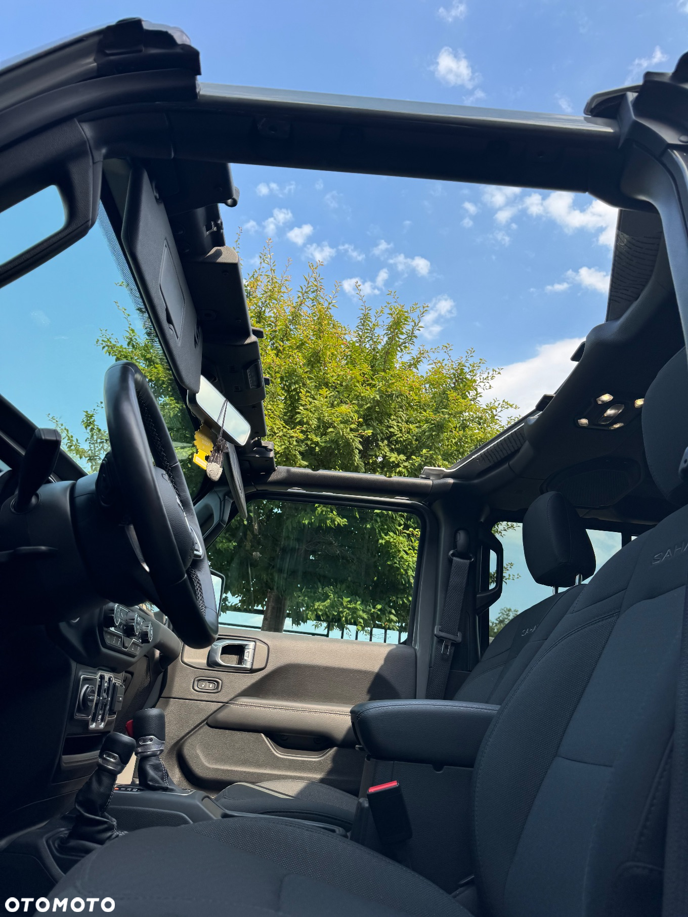 Jeep Wrangler - 23