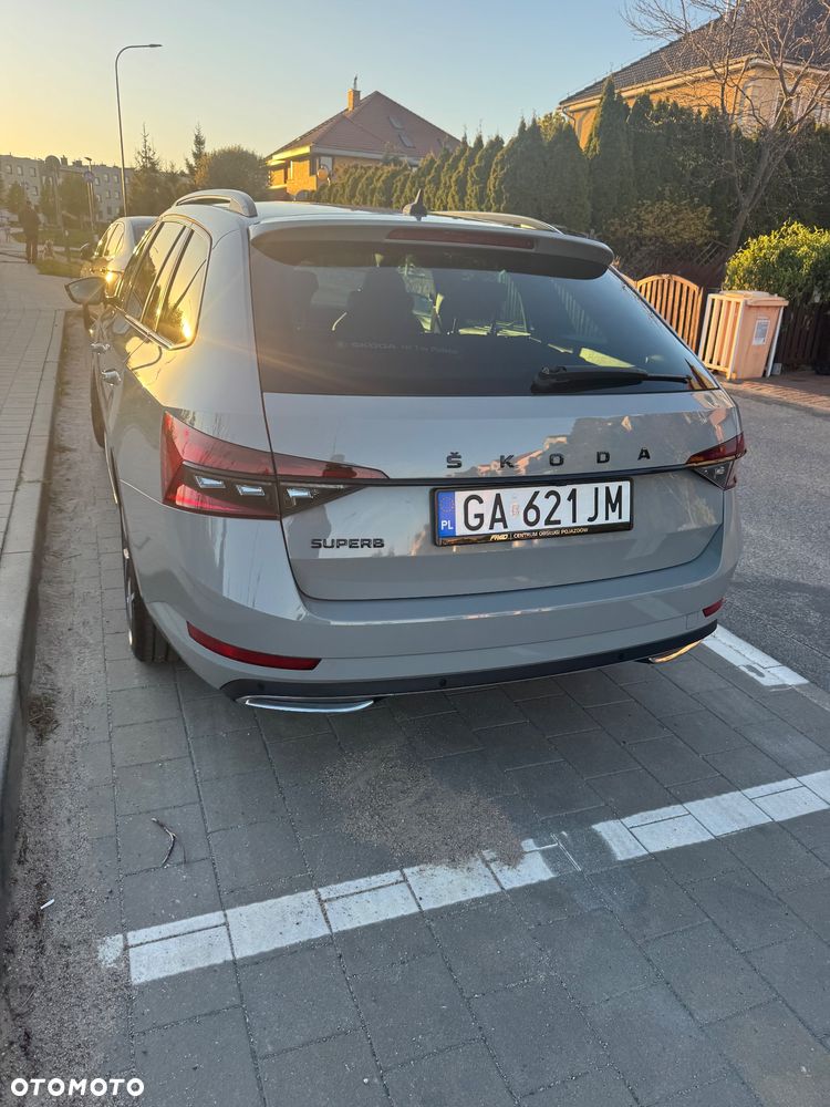 Skoda Superb 2.0 TDI SCR Sportline DSG - 5