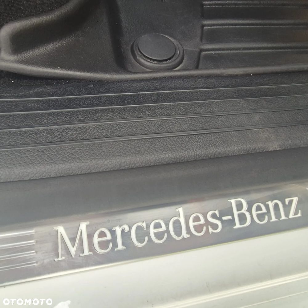 Mercedes-Benz GLE 300 d 4-Matic - 4
