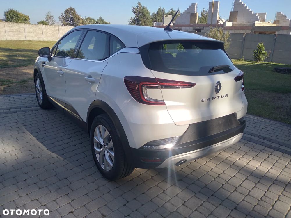 Renault Captur TCe 100 EXPERIENCE - 4