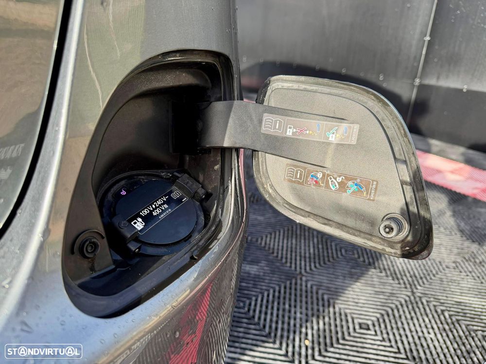 Mercedes-Benz C 300 de AMG Line - 26