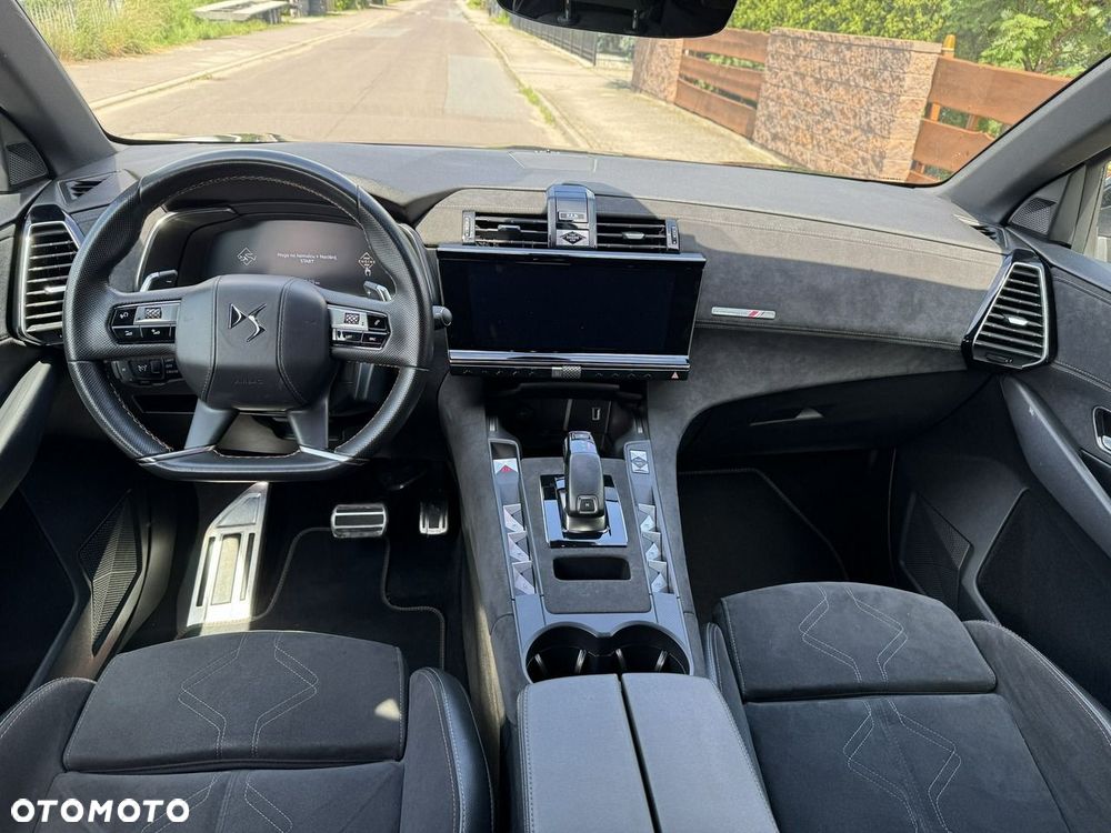 DS Automobiles DS 7 Crossback - 12